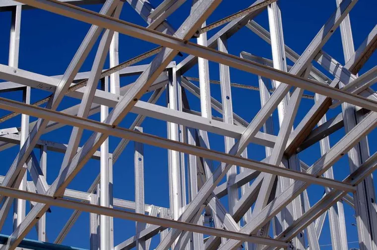 Réalisation d'une structure métallique en inox pour la création d'une maison à Cannes, Cannes, ASCT Saladino